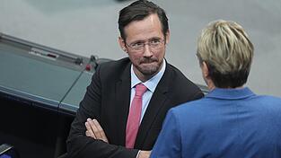 H&auml;lt bei der Entlastungspr&auml;mie ein &laquo;gewisses Ma&szlig; an Flexibilit&auml;t&raquo; f&uuml;r wichtig: Dirk Wiese. (Archivbild)