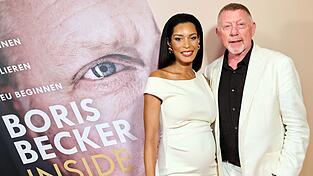 Boris Becker mit seiner Frau Lilian de Carvalho Monteiro bei der Vorstellung seines Buches. Die beiden sind nun Eltern ihres ersten gemeinsamen Kindes geworden. (Archivbild) Boris Becker mit seiner Frau Lilian de Carvalho Monteiro bei der Vorstellung seines Buches. Die beiden sind nun Eltern ihres ersten gemeinsamen Kindes geworden. (Archivbild)