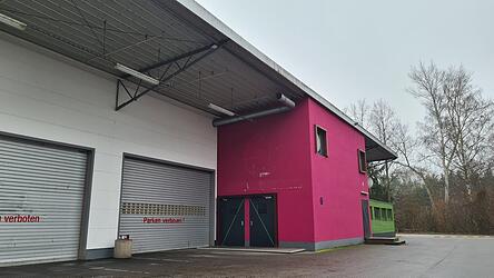 An Silvester f&uuml;llt sich das verlassene Zinnober wieder mit Leben.