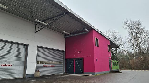 An Silvester f&uuml;llt sich das verlassene Zinnober wieder mit Leben.