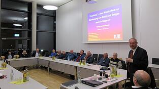 Mit dem Thema 'Fracking' beschäftigte sich der Experte Johann Plank in seinem Vortrag beim Dialog im Donaupark.