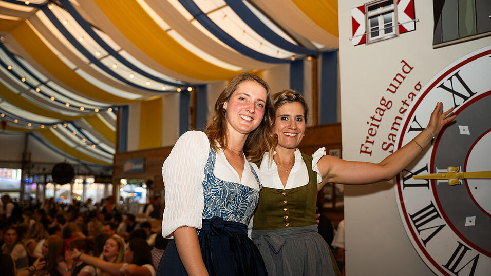 Die Partybilder vom Freitag, 14. August, aus dem Festzelt Reisinger. Die Partybilder vom Freitag, 14. August, aus dem Festzelt Reisinger.