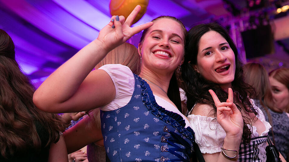 Die Partybilder vom Donnerstag, 14. August, aus dem Festzelt Wenisch. Die Partybilder vom Donnerstag, 14. August, aus dem Festzelt Wenisch.