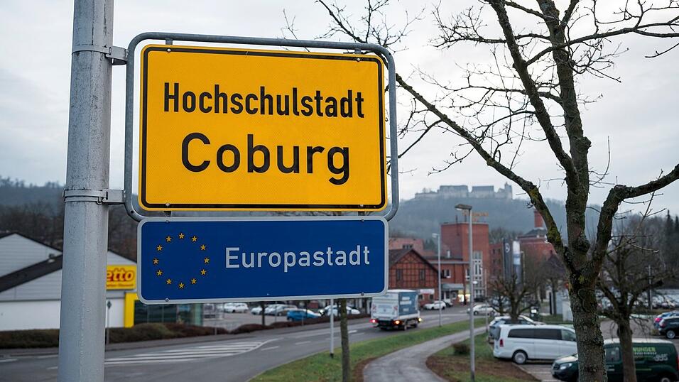 In Coburg treffen sich über Pfingsten zahlreiche Burschenschaftler. (Symbolbild) In Coburg treffen sich über Pfingsten zahlreiche Burschenschaftler. (Symbolbild)