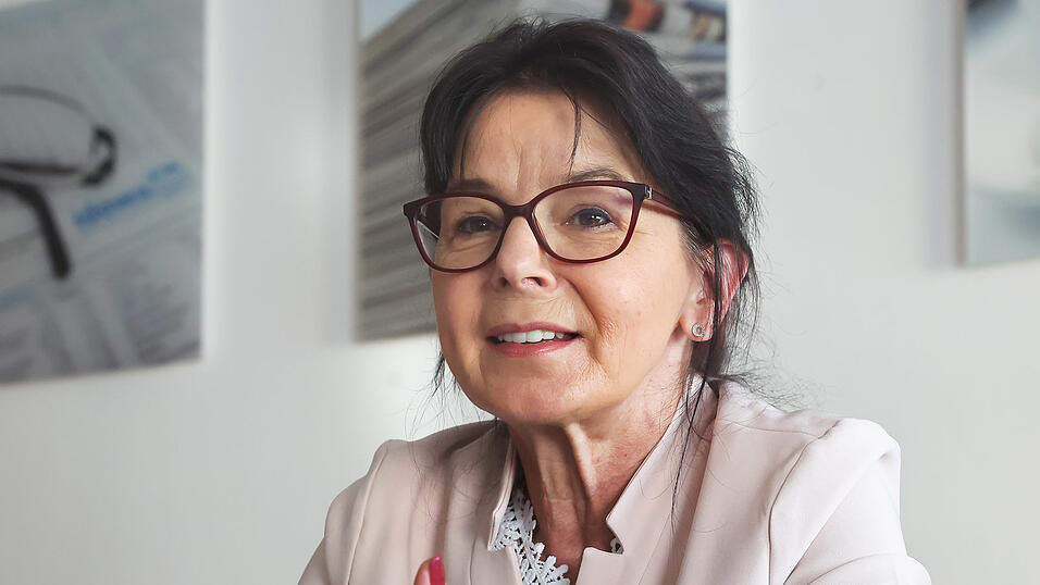 Die Fraktionsvorsitzende von SPD/Linke/mut, Anja König, beklagt zahlreiche Versäumnisse in der Stadt. Gleichwohl ist sie überzeugt, dass es künftig wieder mehr Spielräume für Investitionen geben wird. Die Fraktionsvorsitzende von SPD/Linke/mut, Anja König, beklagt zahlreiche Versäumnisse in der Stadt. Gleichwohl ist sie überzeugt, dass es künftig wieder mehr Spielräume für Investitionen geben wird.