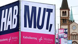 Der Bundespr&auml;sident mischt sich in W&uuml;rzburg unters Volk.