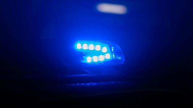 Der Auffahrunfall passierte am Abend, wie die Polizei mitteilte. (Symbolbild)