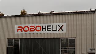 Die Firma Robohelix hat an zwei Standorten im Landkreis, in Geiselhöring und Oberschneiding, Niederlassungen gegründet. Das innovative Maschinenbau-Unternehmen fertigt Helixe, also wendelförmige Bauteile für Förderschnecken, die beispielsweise in Mähdreschern verbaut werden. Die Firma Robohelix hat an zwei Standorten im Landkreis, in Geiselhöring und Oberschneiding, Niederlassungen gegründet. Das innovative Maschinenbau-Unternehmen fertigt Helixe, also wendelförmige Bauteile für Förderschnecken, die beispielsweise in Mähdreschern verbaut werden.