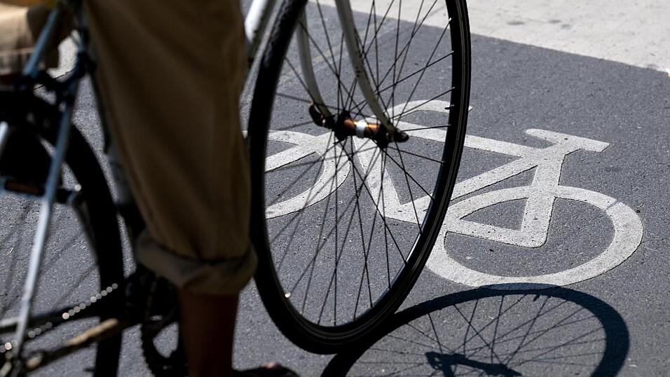 Mengkofen will einen Radweg bauen.