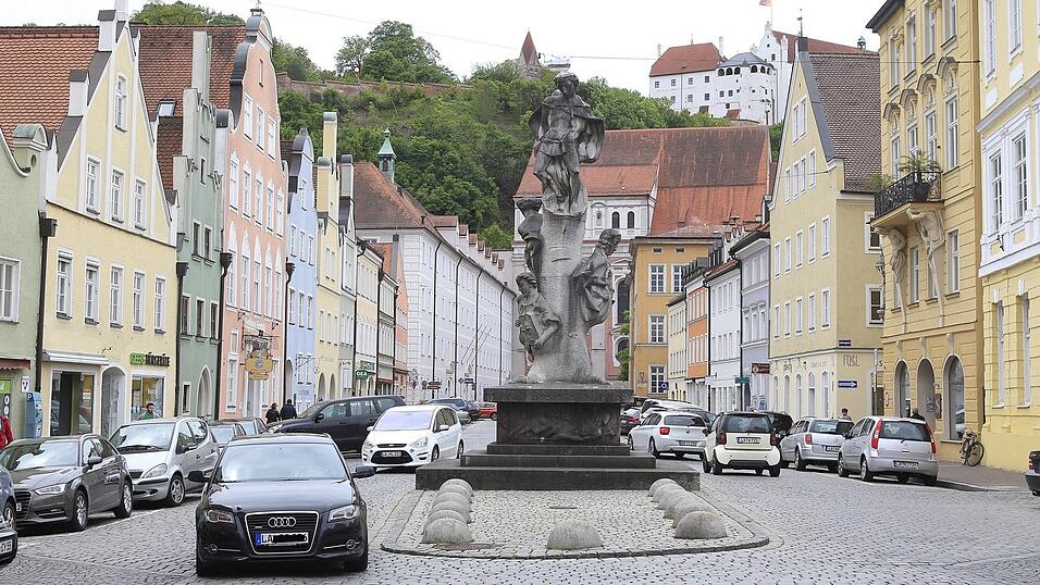 Kriegerdenkmale, wie jenes in der Neustadt, sieht die Lenkungsgruppe Erinnerungskultur kritisch.