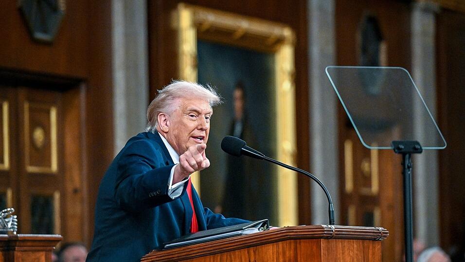 Donald Trumps Rede zur Lage der Nation im Februar gehört zu den Auftritten, an denen sich der Mann hinter seinem Teleprompter bereichert haben soll. (Archivbild) Donald Trumps Rede zur Lage der Nation im Februar gehört zu den Auftritten, an denen sich der Mann hinter seinem Teleprompter bereichert haben soll. (Archivbild)