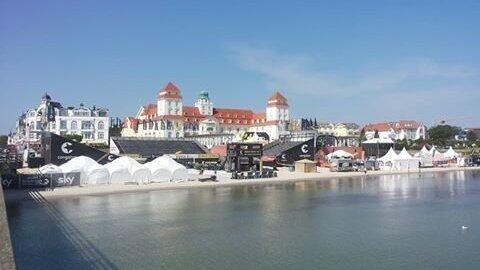Foto: Dieter Nagel).Beim Smart Beach Super Cup in Binz auf R&uuml;gen kam NawaRo Straubings Kapit&auml;n Natascha Niemczyk mit ihrer Interimspartnerin Jenny Heinemann auf Platz neun (