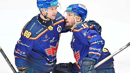 Leistungstr&auml;ger beim Tigers-Gegner Banes Motor Ceske Budejovice: Michal Bulir (links) und Robert Lantosi.