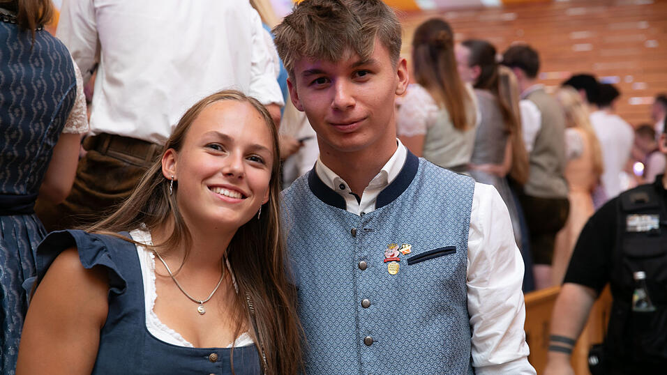 Die Partybilder vom Mittwoch, 13. August, aus dem Festzelt Nothaft. Die Partybilder vom Mittwoch, 13. August, aus dem Festzelt Nothaft.