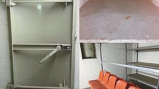 Ein alter Bunker zwischen Augsburg und Günzburg: Durch eine Drucktür wird der kleine Raum im Ernstfall von der Außenwelt abgeschottet.
