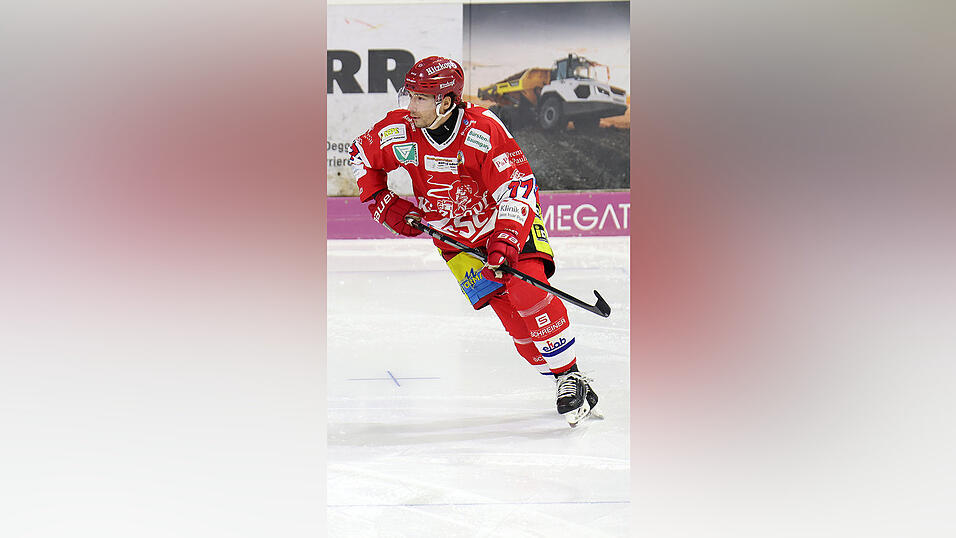 Beim DSC freut man sich, dass 'Jaro' auch in der kommenden Saison das Trikot der Donaust&auml;dter tragen wird.