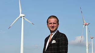 Mit dem Verkauf nicht existierender Windkraftprojekte betrog Hendrik Holt gro&szlig;e Unternehmen. (Archivbild)