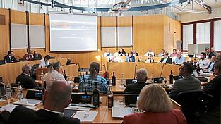Der neue Stadtrat kam am Montag erstmals zusammen.