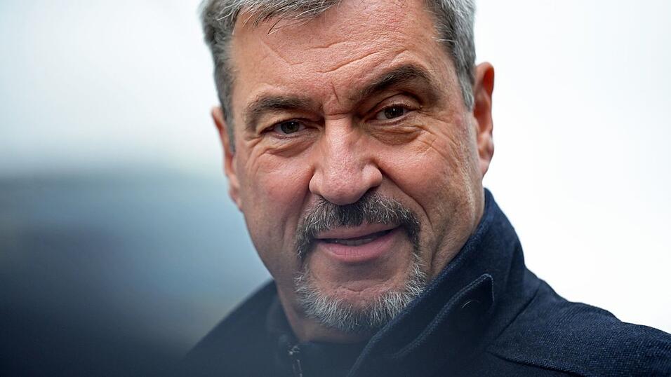 Bayerns Ministerpräsident Söder misst dem Bürgerentscheid über Olympia große Bedeutung über München hinaus bei. Bayerns Ministerpräsident Söder misst dem Bürgerentscheid über Olympia große Bedeutung über München hinaus bei.