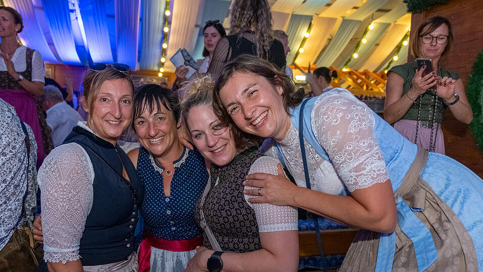 Die Partybilder vom Sonntag, 13. August 2023, aus dem Festzelt Wenisch. Die Partybilder vom Sonntag, 13. August 2023, aus dem Festzelt Wenisch.