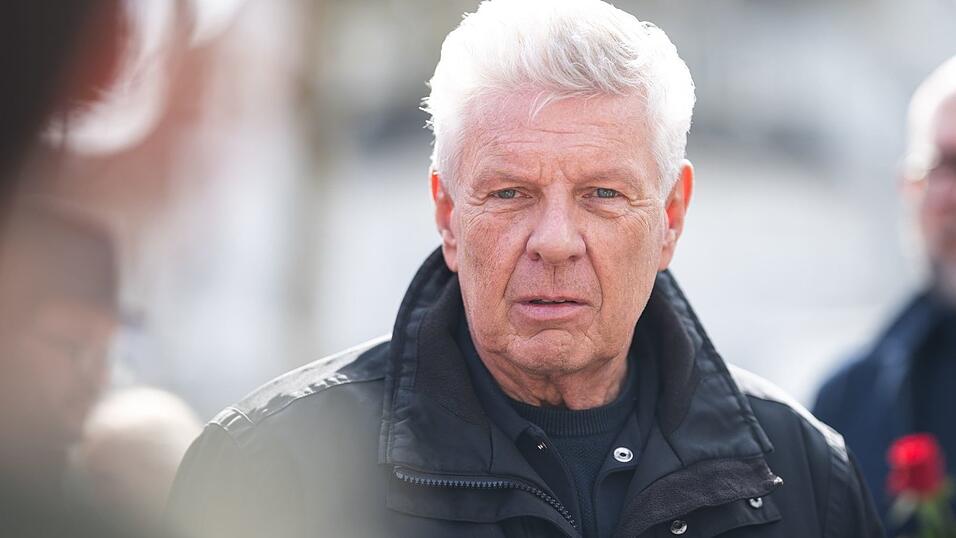 Dieter Reiter (SPD) will am 11. Mai in der ersten Sitzung des neuen Stadtrats seinem Nachfolger Dominik Krause die Amtskette &uuml;berreichen. (Archivbild)