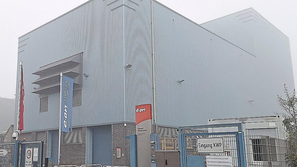 Dem Plattlinger Gas- und Dampf-Kraftwerk ist der Gro&szlig;abnehmer weggebrochen. Eigent&uuml;mer E.ON vertraut auf einen neuen Kunden 2025.