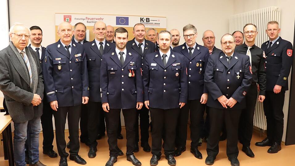 Bei den Neuwahlen wurden die Vorstandschaft und der Verwaltungsrat neu gewählt. Bei den Neuwahlen wurden die Vorstandschaft und der Verwaltungsrat neu gewählt.