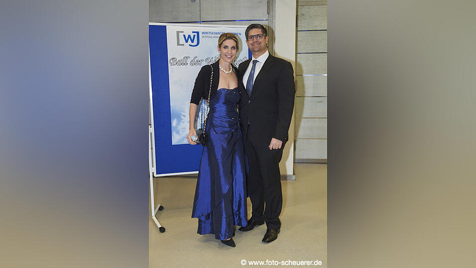 Feiern k&ouml;nnen sie, die Wirtschaftsjunioren - hier ist der Beweis!