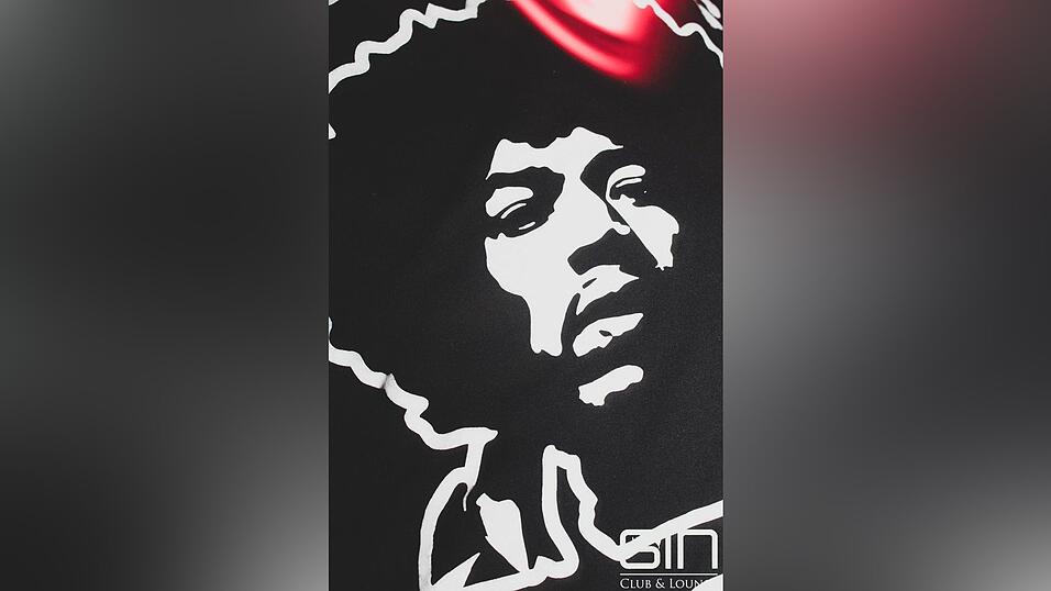 F&uuml;r die G&auml;ste des &bdquo;Roxy&ldquo; in Straubing war Jimi Hendrix stets pr&auml;sent.