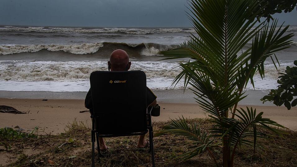 Der Zyklon soll am Wochenende ins angrenzende Northern Territory weiterziehen.