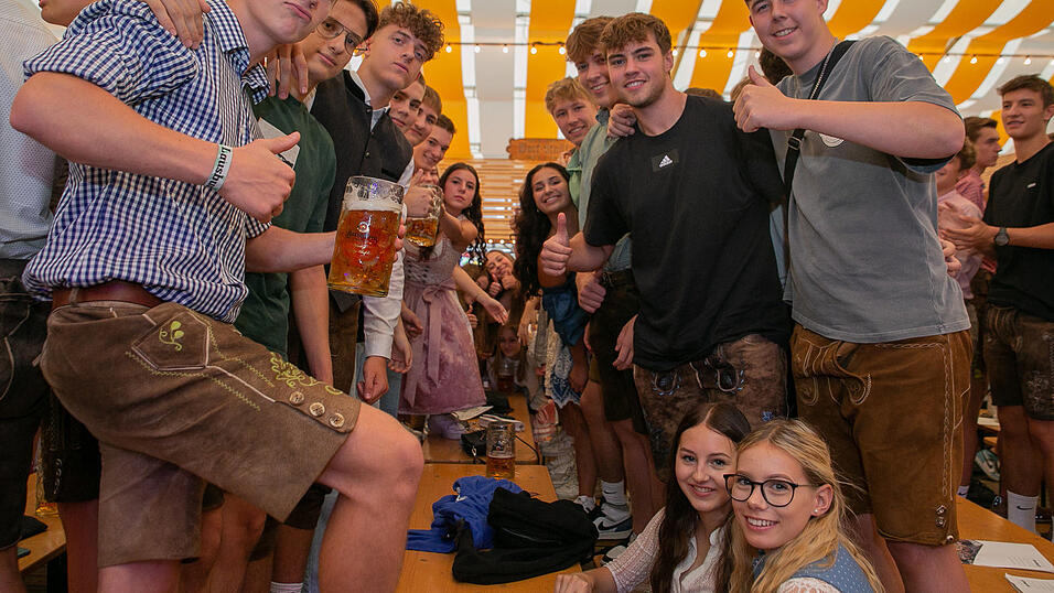 Die Partybilder vom Montag, 22. August 2022, aus dem Festzelt Nothaft.