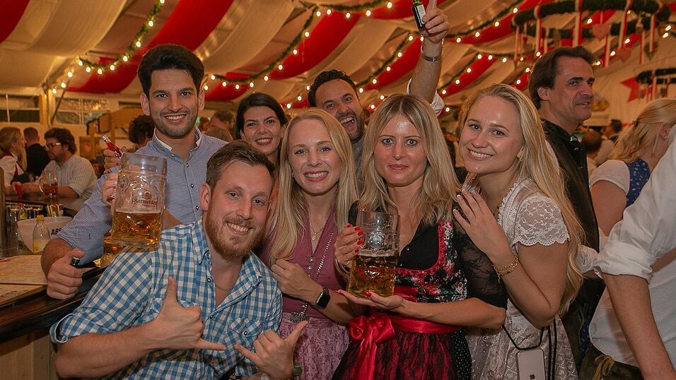 Die Partybilder von Donnerstag, 18. August 2022, aus dem Festzelt Greindl.