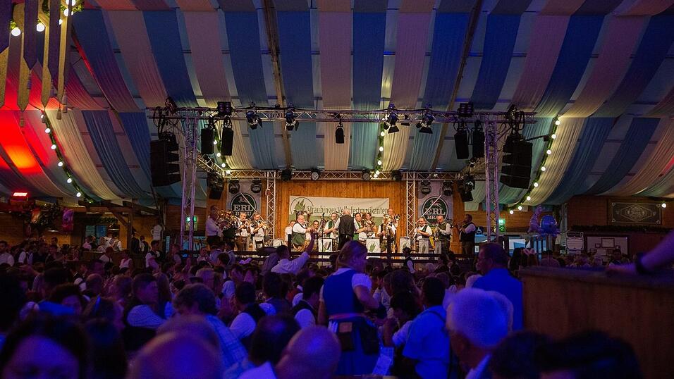Die Partybilder vom Sonntag, 14. August 2022, aus dem Festzelt Wenisch.