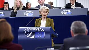 Ursula von der Leyen betonte die Bedeutung des B&uuml;rokratieabbaus f&uuml;r Europas Wettbewerbsf&auml;higkeit.