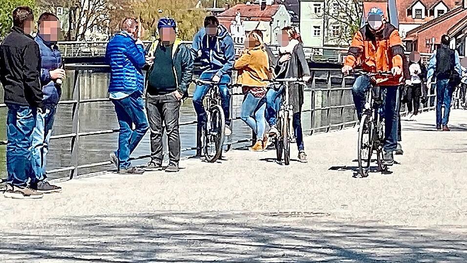 Auf den Grünflächen wie auch am Ufer der Isar war am Wochenende relativ viel los. Auf den Grünflächen wie auch am Ufer der Isar war am Wochenende relativ viel los.