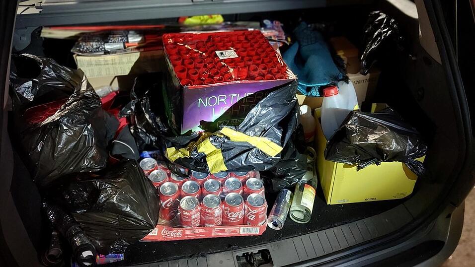 120 Kilo Pyrotechnik hat die Bundespolizei im Wirkbereich an der Grenze zu Tschechien w&auml;hrend der B&ouml;llerhochsaison sichergestellt.