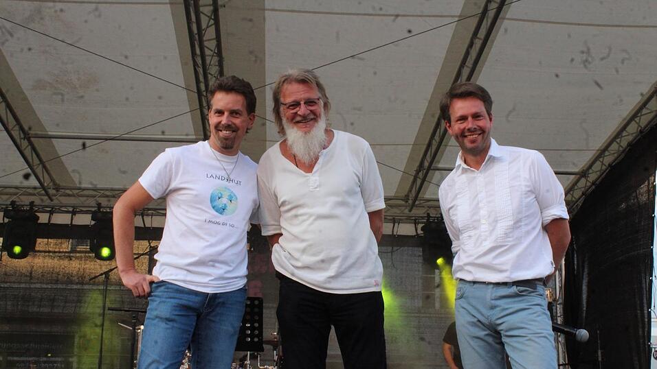 Viele Landshuter genossen ihren Freitagabend auf dem Bismarckplatzfest.