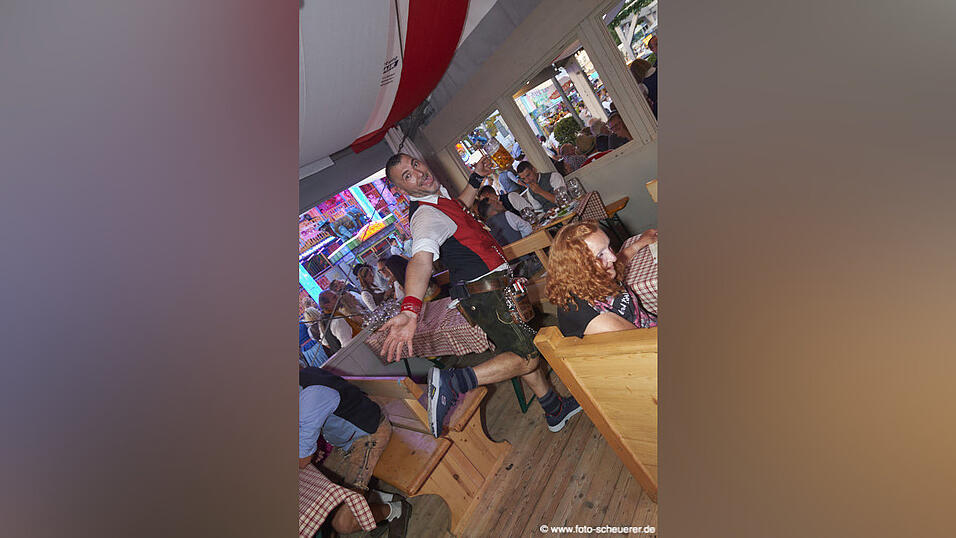 Die Partybilder vom Samstag, 13. August 2022, aus dem Festzelt Lechner.