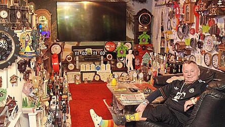 Werner Stechbarth hat ein ungewöhnliches Hobby: Er sammelt Uhren. Inzwischen besitzt er 365 Stück. Werner Stechbarth hat ein ungewöhnliches Hobby: Er sammelt Uhren. Inzwischen besitzt er 365 Stück.