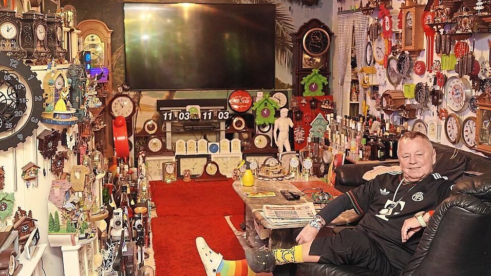 Werner Stechbarth hat ein ungewöhnliches Hobby: Er sammelt Uhren. Inzwischen besitzt er 365 Stück.