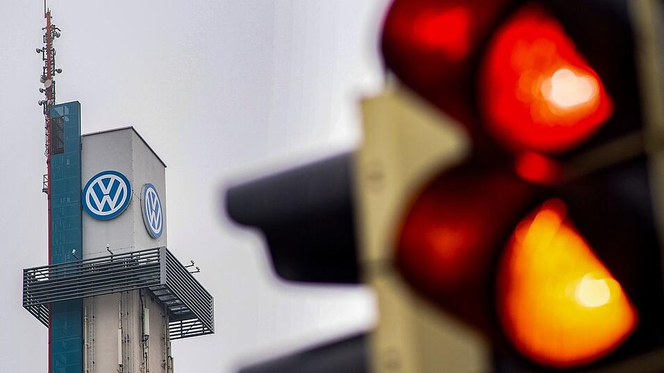 Bald grünes Licht in Osnabrück? Das VW-Werk soll zu einem Kompetenzzentrum für Sicherheits- und Verteidigungslösungen weiterentwickelt werden. (Archivbild) Bald grünes Licht in Osnabrück? Das VW-Werk soll zu einem Kompetenzzentrum für Sicherheits- und Verteidigungslösungen weiterentwickelt werden. (Archivbild)