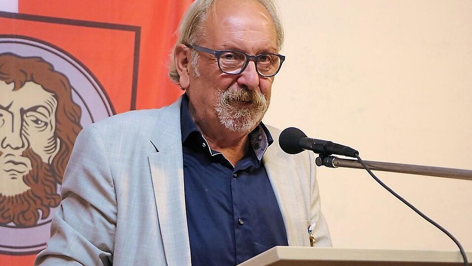 Jakob Hartl: 'Das Bürgermeisteramt war nicht nur ein Beruf, es war meine Berufung, die ich gerne mit Leidenschaft ausgeübt habe.' Jakob Hartl: 'Das Bürgermeisteramt war nicht nur ein Beruf, es war meine Berufung, die ich gerne mit Leidenschaft ausgeübt habe.'