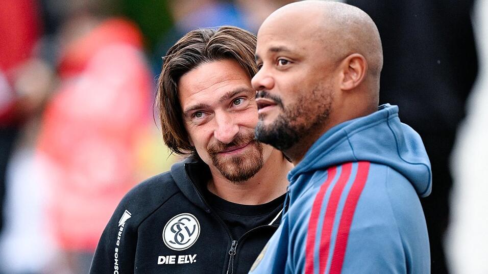 Elversberg-Trainer Vincent Wagner (l) durfte nach der Aufhebung seiner Gelb-Rot-Sperre gegen den FC Bayern München auf der Bank sitzen. Elversberg-Trainer Vincent Wagner (l) durfte nach der Aufhebung seiner Gelb-Rot-Sperre gegen den FC Bayern München auf der Bank sitzen.