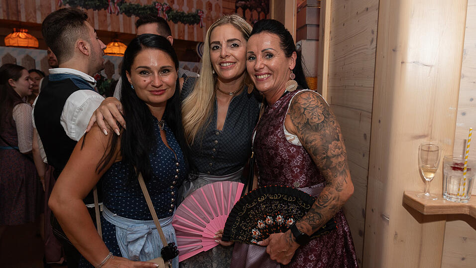 Die Partybilder vom Donnerstag, 17. August 2023, aus dem Festzelt Reisinger. Die Partybilder vom Donnerstag, 17. August 2023, aus dem Festzelt Reisinger.