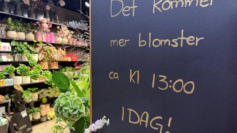 Nachschub ist unterwegs: Noch heute kommen neue Blumen im Laden an. Nachschub ist unterwegs: Noch heute kommen neue Blumen im Laden an.