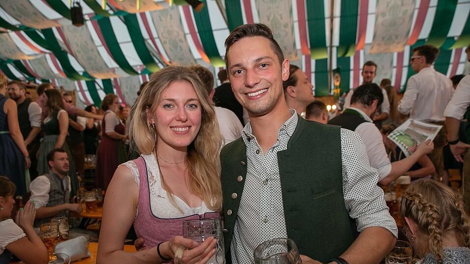 Die Partybilder vom Sonntag, 14. August 2022, aus dem Festzelt Weckmann.