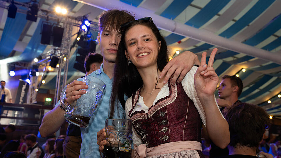 Die Partybilder vom Mittwoch, 12. August, aus dem Festzelt Wenisch. Die Partybilder vom Mittwoch, 12. August, aus dem Festzelt Wenisch.