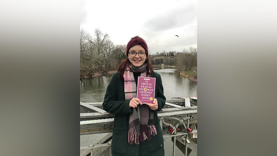 Lena Schramls Buch „111 Orte in Krakau, die man gesehen haben muss“ ist im Emons-Verlag erschienen. Lena Schramls Buch „111 Orte in Krakau, die man gesehen haben muss“ ist im Emons-Verlag erschienen.
