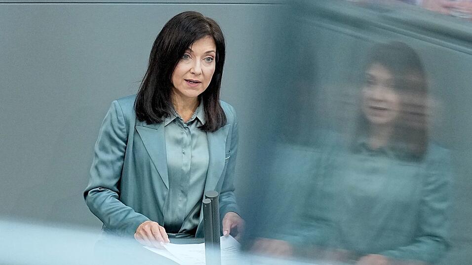 Wirtschaftsministerin Reiche: «Mit dem Gebäudemodernisierungsgesetz ziehen wir einen Schlussstrich unter eine Politik des Misstrauens.» Wirtschaftsministerin Reiche: «Mit dem Gebäudemodernisierungsgesetz ziehen wir einen Schlussstrich unter eine Politik des Misstrauens.»