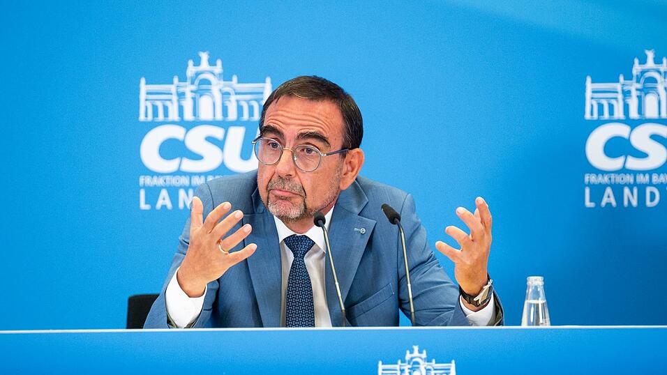 Die Unionsfraktionen sind sich einig - sollte die Linke in Berlin regieren, wollen sie die Regeln zur Finanzierung der Bundeshauptstadt neu diskutieren. CSU-Fraktionschef Holetschek gibt sich nach einem Treffen der Fraktionschefs k&auml;mpferisch. (Archivbild)